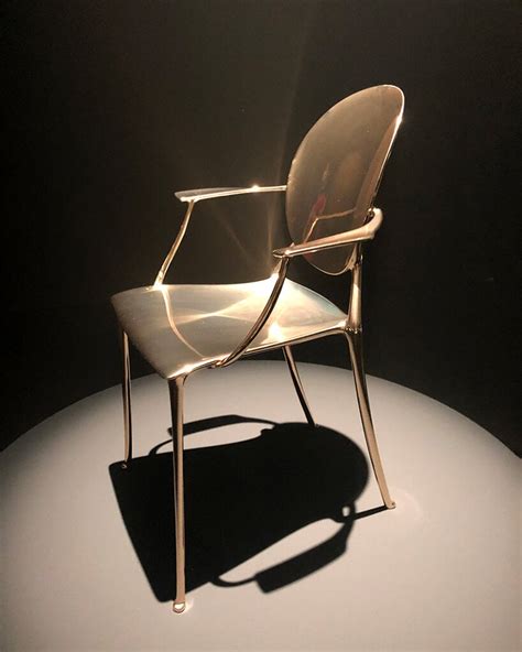 the miss Dior chair